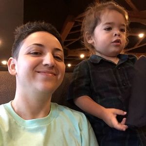 Meet your Posher, Crystal